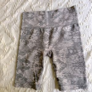 Women’s best seamless camo biker shorts